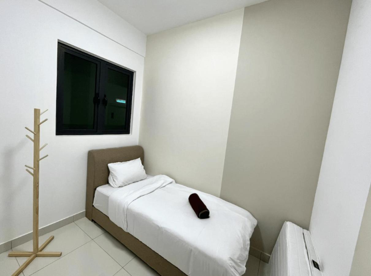 Greenfield Residence Bandar Sunway Петалинг-Джая Экстерьер фото
