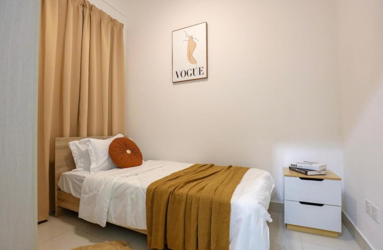 Greenfield Residence Bandar Sunway Петалинг-Джая Экстерьер фото